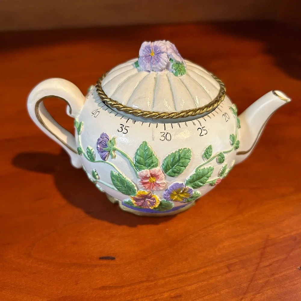 Cooking Timer Shaped Like a Floral Ceramic Teapot